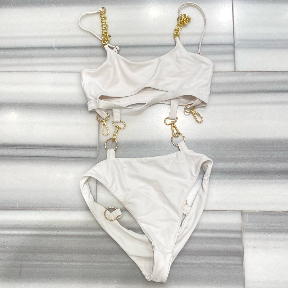 Fashion Nova one piece bathing suit